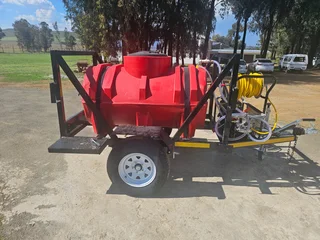 500L Plastic fire fighting mobile tank trailer