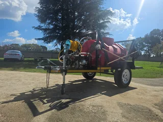 500L Plastic fire fighting mobile tank trailer