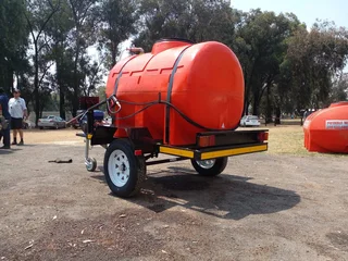 1000L Plastic pressure washer mobile tank trailer