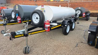 2000L Stainless Steel mobile tank trailer