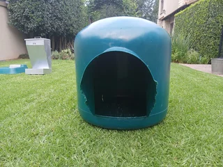 Used Dog Houses R250 each