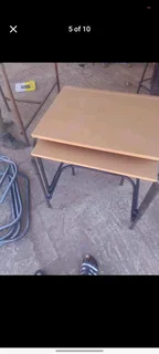SINGLE  DESK