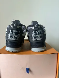 Sneaker - Ad posted by Mami2424