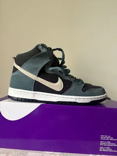 Louis Vuitton skate sneakers. Air Jordan 3. Adidas Yeezy 500. Nike dunk low. Nike dunk high