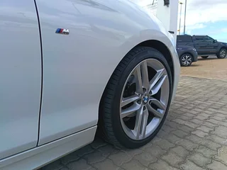 2017 BMW 118i 5-Door M Sport Steptronic