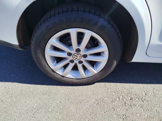 2013 Volkswagen Polo Vivo Sedan 1.6 Base