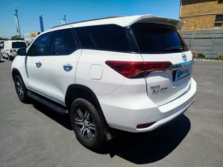 2018 Toyota Fortuner 2.4 GD-6 Raised Body AT