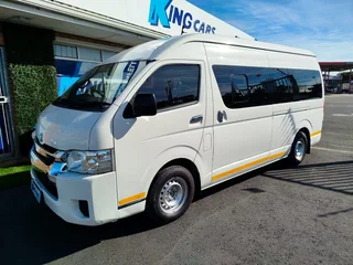 Toyota Quantum 2.5 D-4D 14-Seater Bus, White with 40808km, for sale!