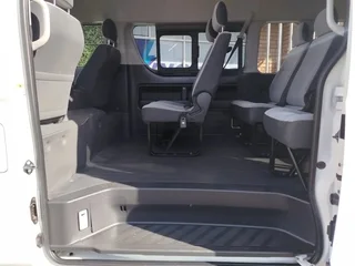 Toyota Quantum 2.5 D-4D 14-Seater Bus, White with 40808km, for sale!