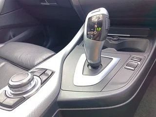 BMW 118i 5-Door M Sport Steptronic, White with 112532km, for sale!