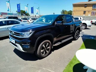 Volkswagen Amarok MY23 3.0 V6 Style D Cab 4Motion 10AT, Black with 45800km, for sale!