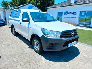 Toyota Hilux 2.0 VVT-i, White with 80467km, for sale!