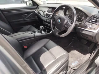 BMW 535i Steptronic, Grey with 172300km, for sale!