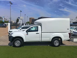 Isuzu D-Max 250 HO Fleetside (safety), White with 144000km, for sale!