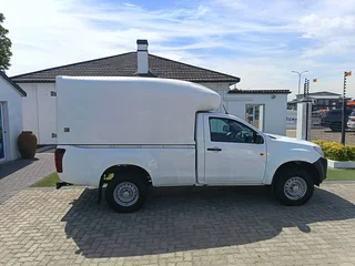 Isuzu D-Max 250 HO Fleetside (safety), White with 144000km, for sale!