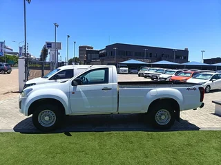 Isuzu D-Max 250 HO Hi-Rider 4x4, White with 161398km, for sale!