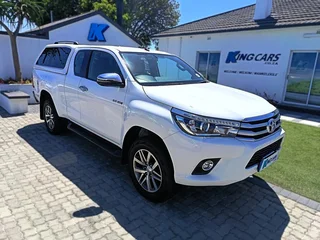 Toyota Hilux 2.8 GD-6 X/Cab 4x4 Raider, White with 217841km, for sale!