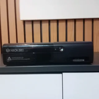 Xbox 360E for sale works 100%!