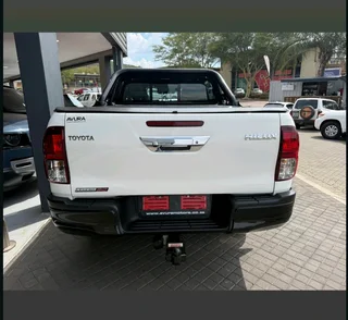 Toyota Hilux Legend 50