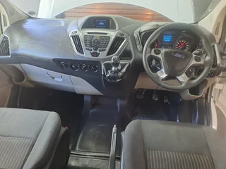 2015 Ford Tourneo MPV/Bus