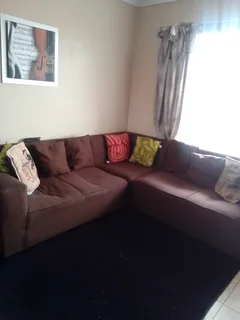 Room to rent in a 3 bedroom