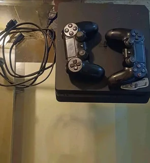 Playstation 4 slim 1tb digital