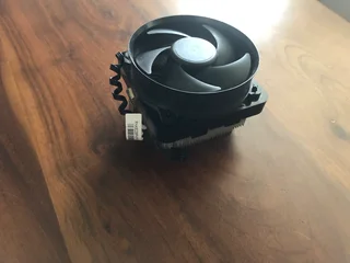 (Negotiable) Ryzen 3 4100 &#43; Cooler Master A71C CPU Cooler – Excellent Condition