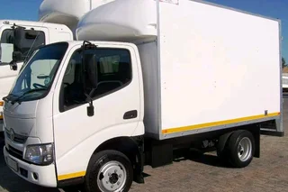 HOUSE REMOVALS AND CORPORATE REMOVALS