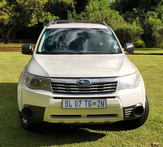 2010 Subaru Forester SUV, 4x4