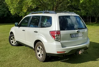 2010 Subaru Forester SUV, 4x4