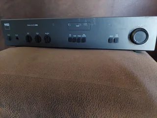 NAD 3020i Amplifier