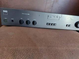 NAD 3020i Amplifier