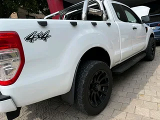 Ford Ranger 3.2 Club cab 4x4
