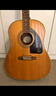 Epiphone AJ-220S Solid Top Acoustic Guitar – Great Condition