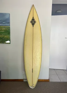 Hand Shaped Graeme Bunt Surfboard 6’10”  Vintage UK Board