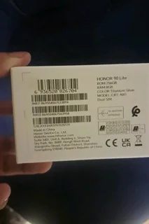 Honor 90 lite
