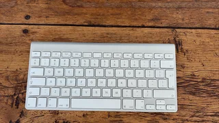Apple Wireless Keyboard (Almost New) – Hardly Used
