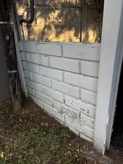 Palisade Cement Fencing