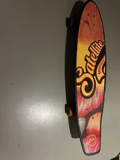 Skateboard and longboard