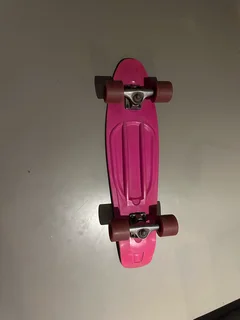 Skateboard and longboard