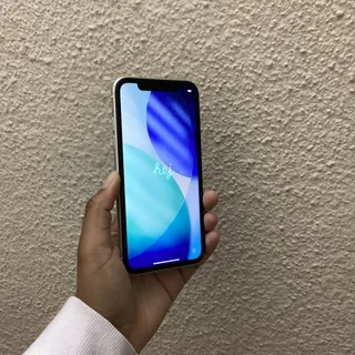 iphone 11 (64 GB)
