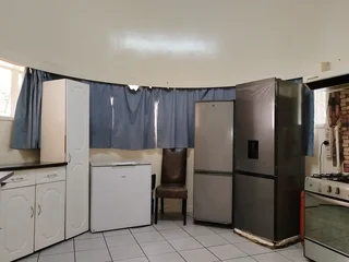 To Rent  a 257m² of Family-Friendly Living - 4 Bed 2 Bath in a Secure Complex