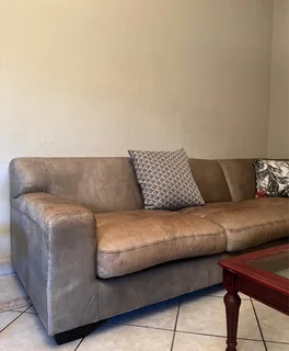 Large Coricraft Top Grain Leather Corner Couch