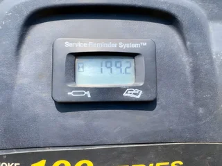 D140 John Deere ride on lawn mower