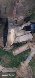 Gearbox for nissan sentra 1.6 SGLI box shape for sale R1200  call 072 860 7636