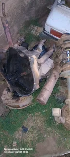 Gearbox for nissan sentra 1.6 SGLI box shape for sale R1200  call 072 860 7636