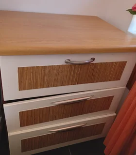 Brown Chest of Drawer  -  3 drawers