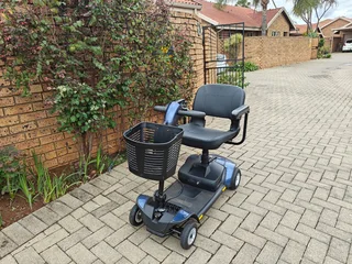 Go-Go Elite Traveller LX Mobility Scooter – Standard Model