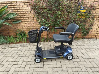 Go-Go Elite Traveller LX Mobility Scooter – Standard Model