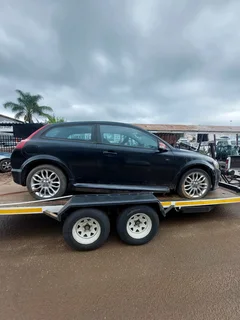 VOLVO C30 2009 MODEL CAR PARTS AVAILABLE CALL / APP 072 9566120